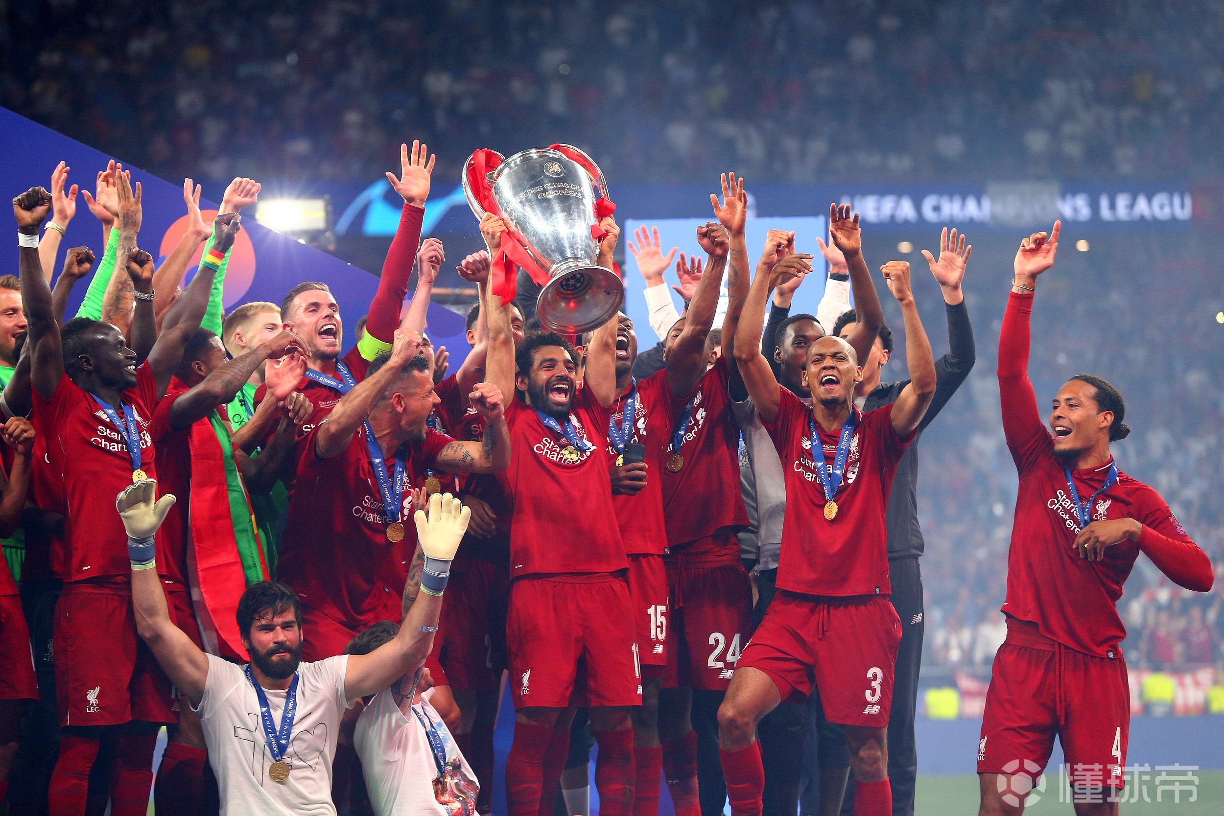 包含利物浦鏖战巴西,莱万关键制胜的词条 包含利物浦鏖战巴西,莱万关键制胜的词条