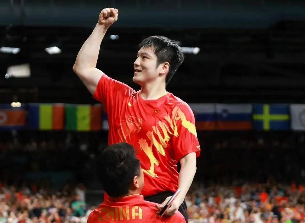 关于中国乒乓球队力克波兰乒乓球队，樊振东爆发神勇的信息