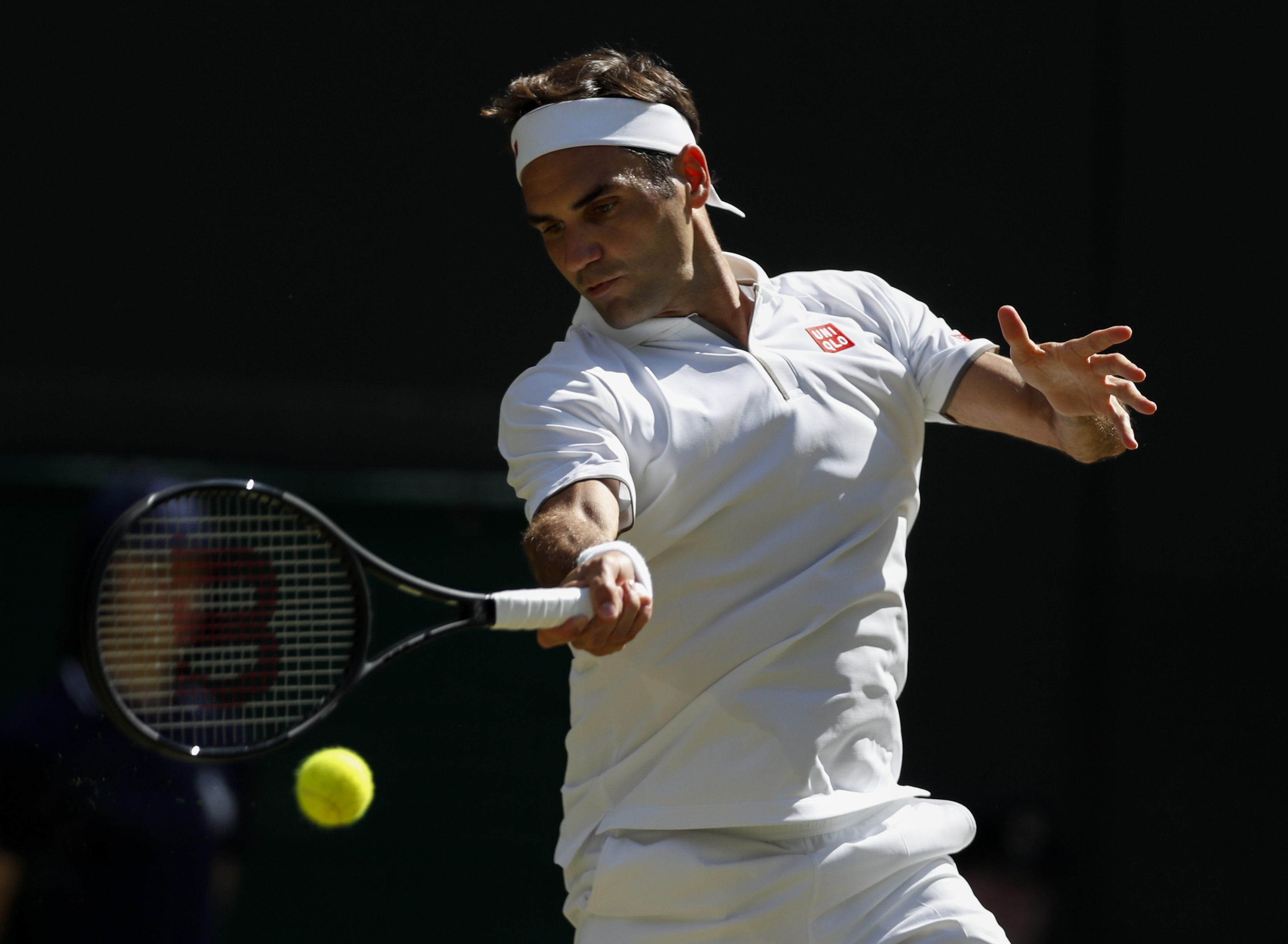 美国网球队爆冷日本网球队，费德勒高光表现的简单介绍