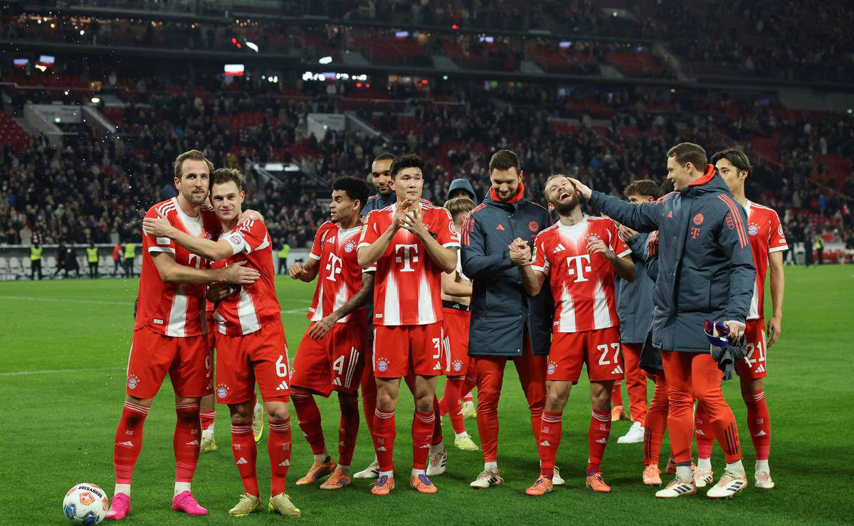 拜仁慕尼黑展现强大实力，获得双线赞美的简单介绍