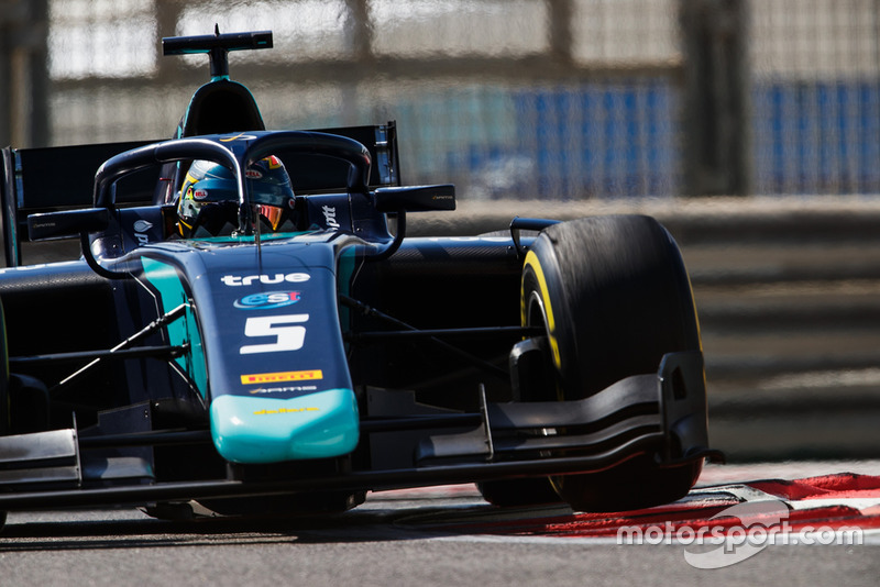 关于红牛二队横扫阿斯顿马丁，佩雷兹高光表现的信息