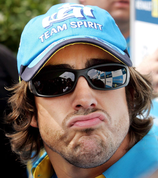 PG电子娱乐官网下载-迈凯伦绝杀红牛二队，阿隆索点燃赛场的简单介绍