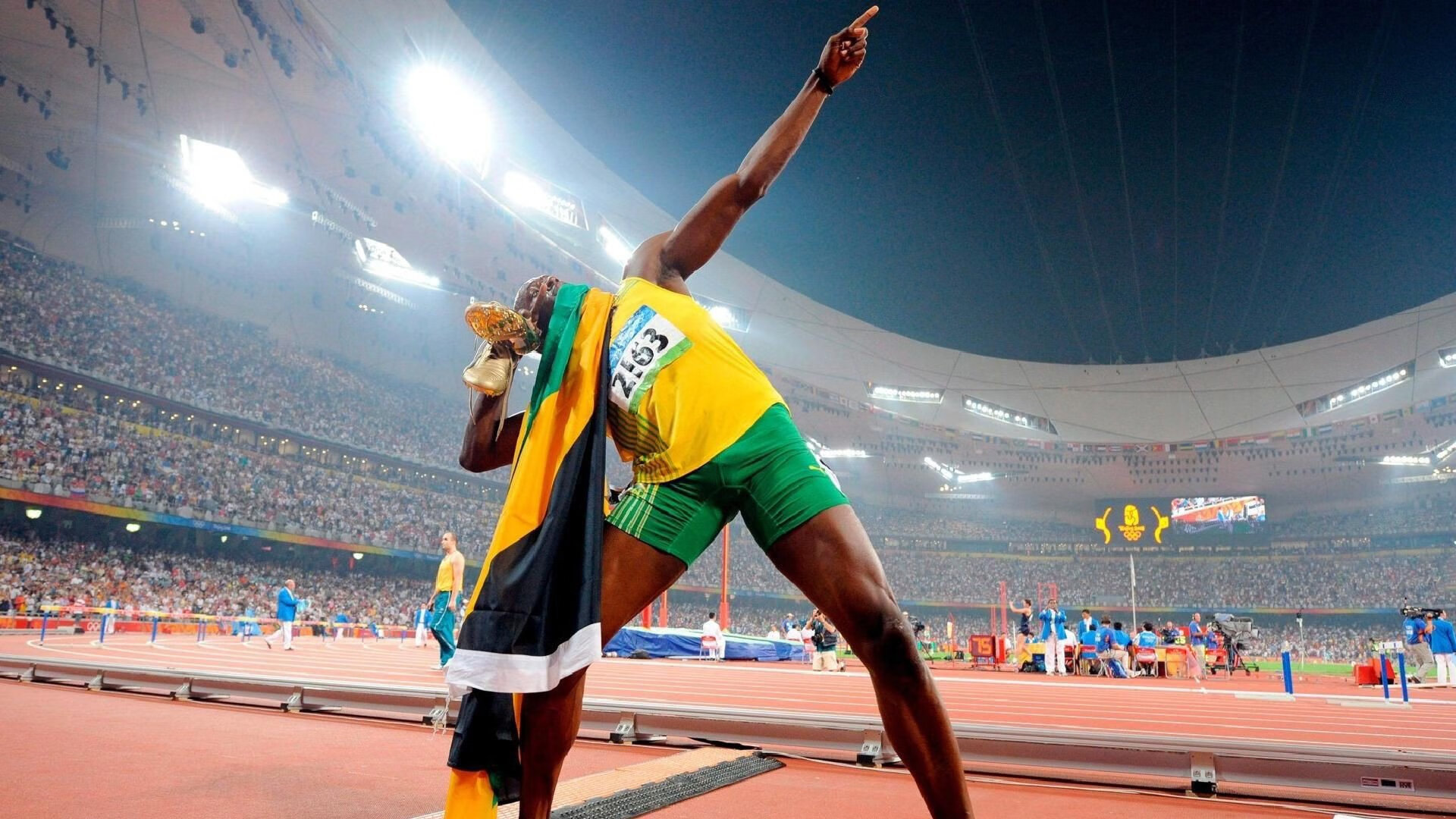 舞台越大越强，克瓦拉茨赫利亚在法国对阵威尔士之战中的闪耀时刻